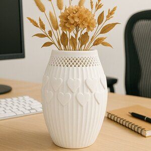 Gifts Black cute Heart Vase Romantic Ribbed Decorative modern Vase Valentine’s